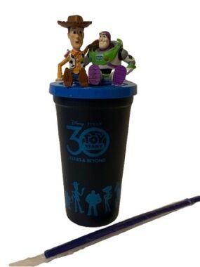NEW. Toy Story 30th Anniversary Drinking Cup with Woody & Buzz Top